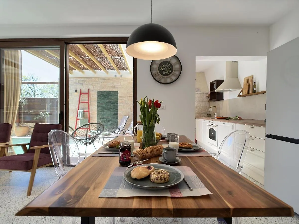 וודניאן Villa Nascosta