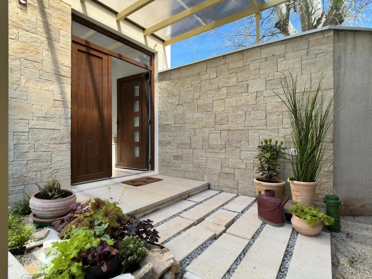 וודניאן Villa Nascosta קרואטיה