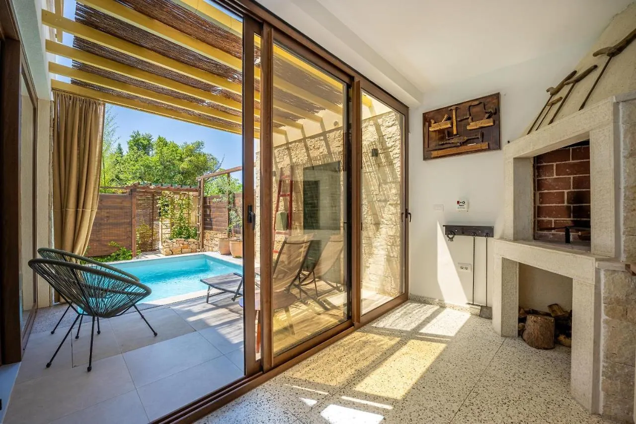 וודניאן Villa Nascosta