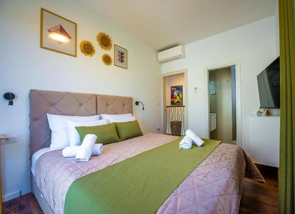 וודניאן Villa Nascosta 0*,
