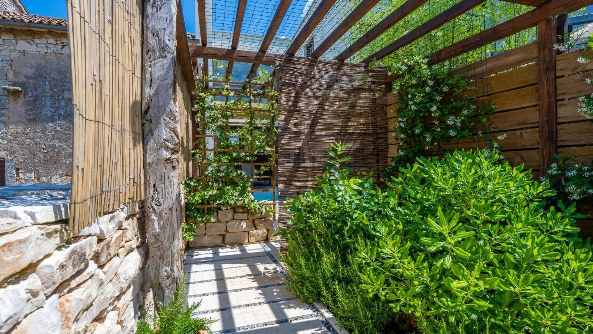 וודניאן Villa Nascosta
